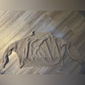 Exlura large sweater